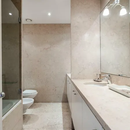 Flh Chiado Design Flat 아파트 리스본