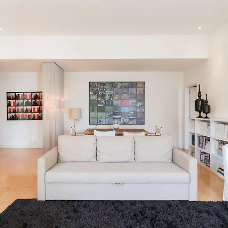 Flh Chiado Design Flat